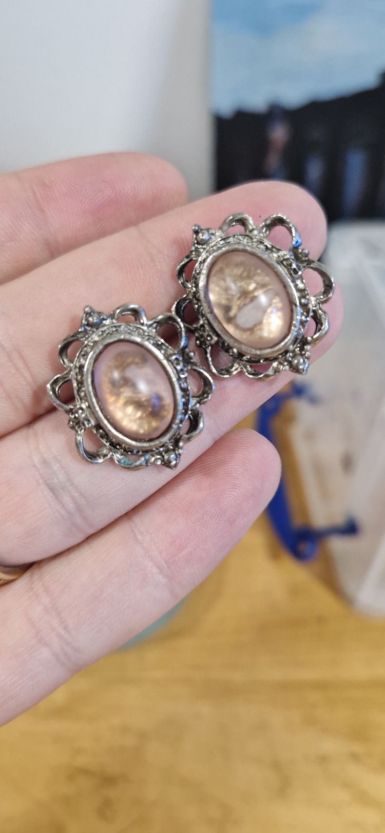 Immagine del prodotto Other Ladies vintage glass earrings absolutely beautiful 