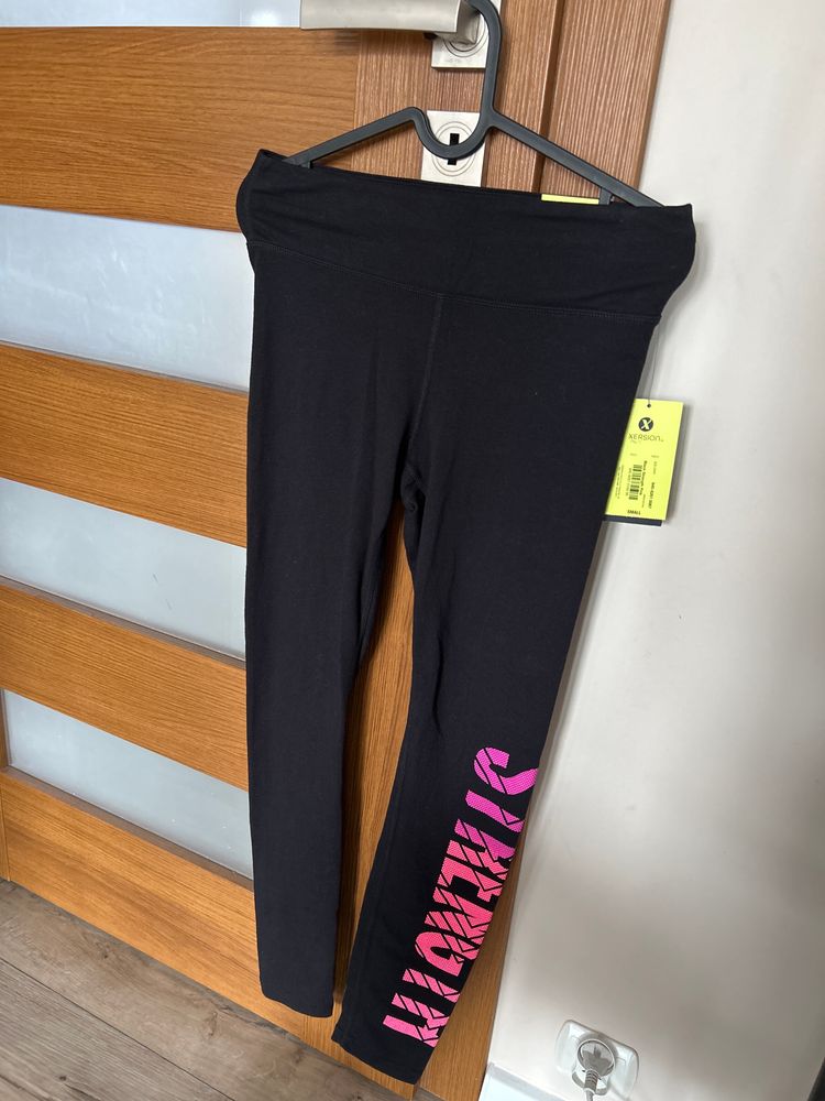 Xersion S 36?Black Leggings With Pink Text