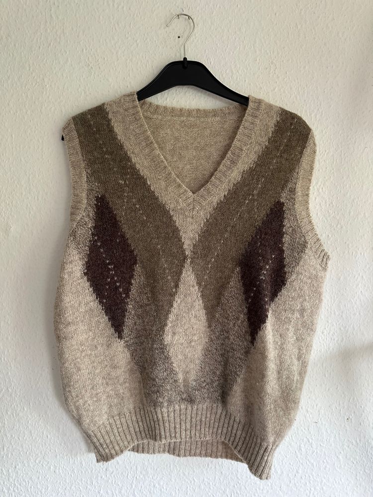 Knit Sleeveless Sweater Vest