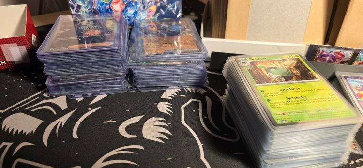 Single cards can be sold in bundles ask in chat