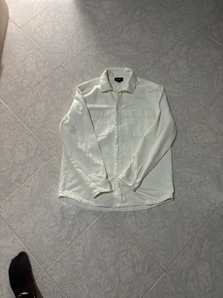 white long sleeve shirt 2