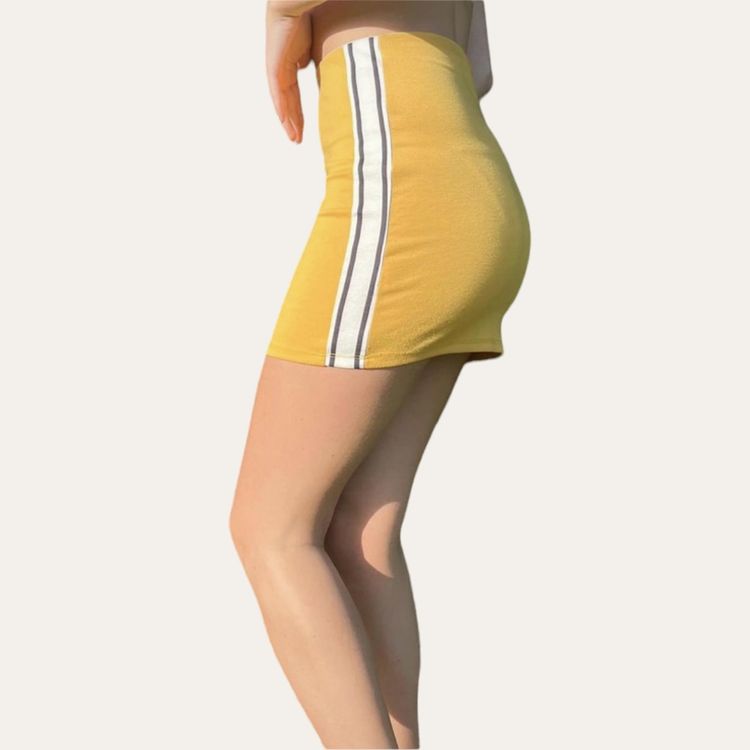Mustard Pull&Bear Mini Skirt image 2