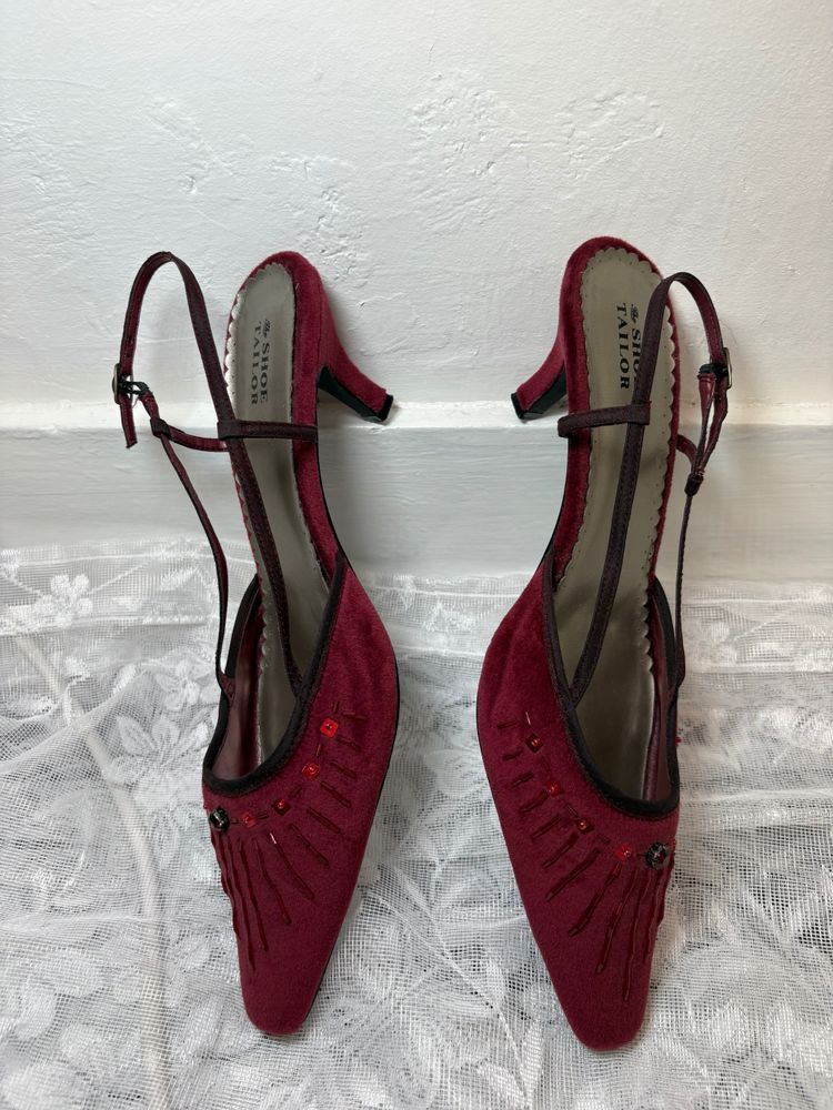 Vintage 90s/00s Burgundy Velvet Slingback Heels 8