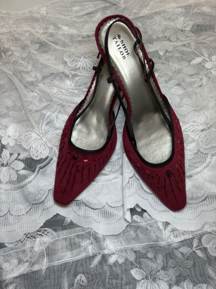 Vintage 90s/00s Burgundy Velvet Slingback Heels 10