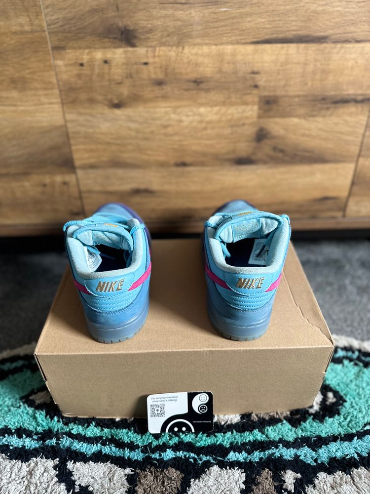 Nike dunk SB “Run Them Jewels” U.K. 6 7