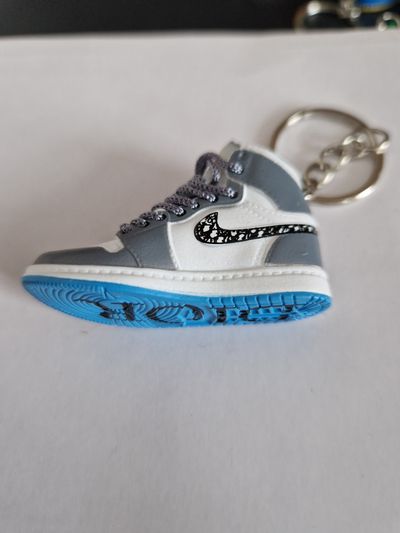Nike dior Mini Sneaker Keychain