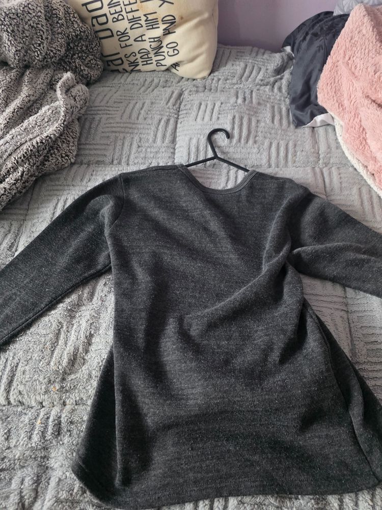 Immagine di Dark Grey Long Sleeve Top 2