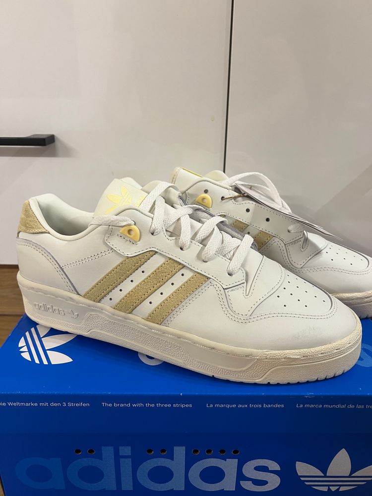 Adidas Originals Adidas White And Beige Sneakers 42.5 product image