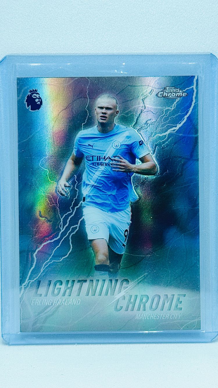 Erling Haaland - Manchester City - Lightning Chrome - refractor - Topps Chrome EPL 2025-26 image 1