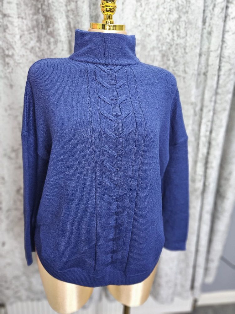 Wynne Layers Blue Knit Sweater