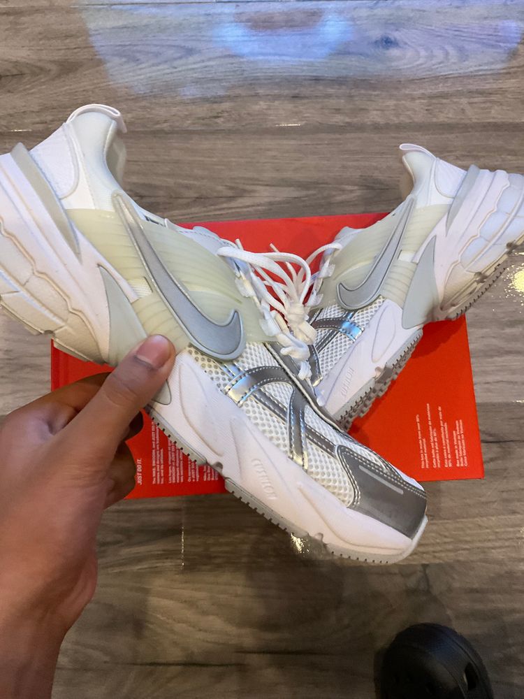 Nike V2K Run