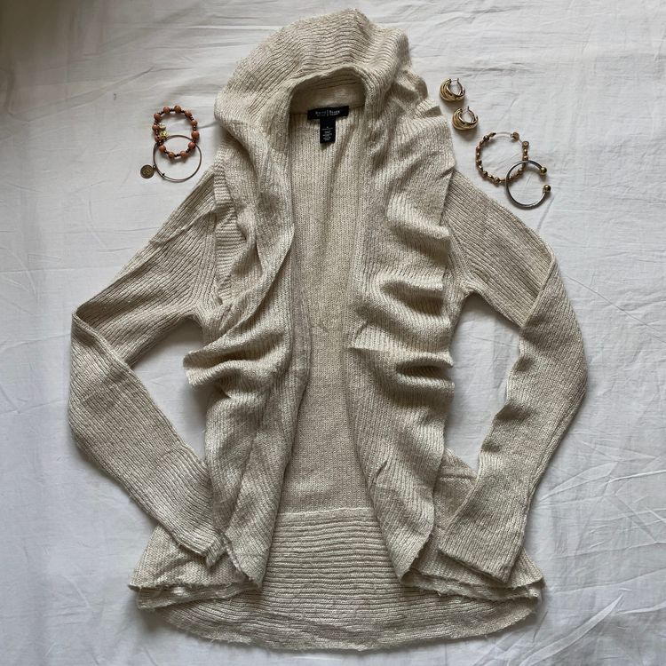 White House Black Market Women'S Cardigan Sweater image 3