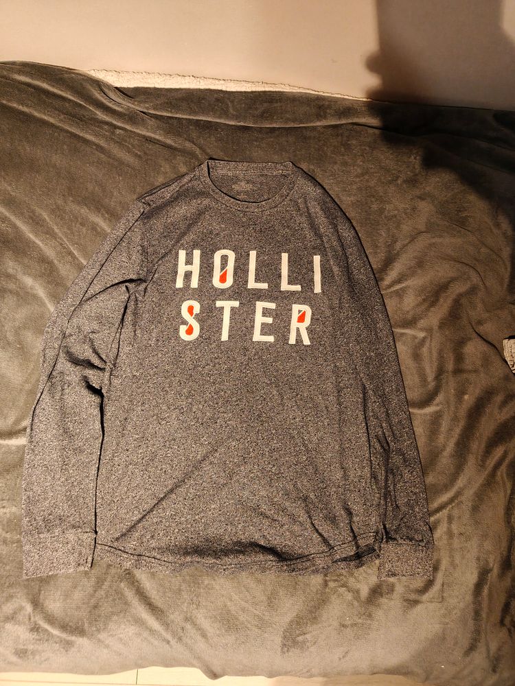 Hollister Long Sleeve Shirt