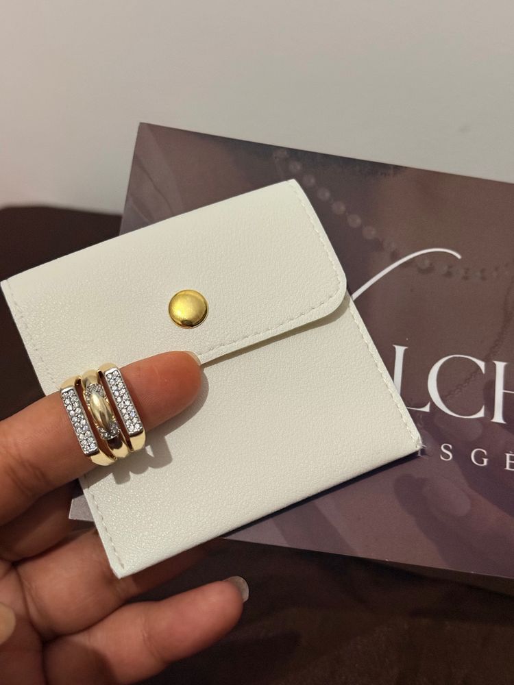Other White Small Wallet With Gold Button product image
