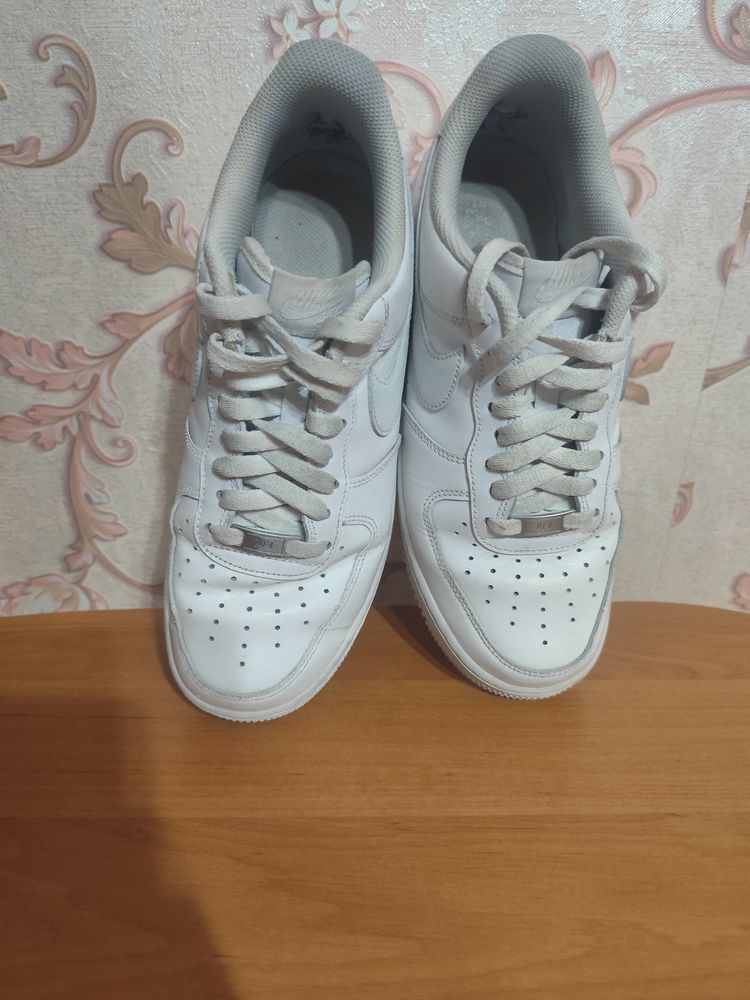 Nike Air Force 1 White Sneakers image 9