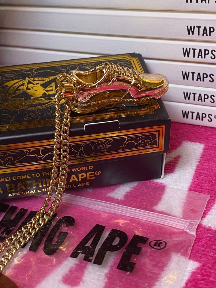 AW2018 A Bathing Ape Bape Sta Shoe Pendant Chain Necklace imagen 3