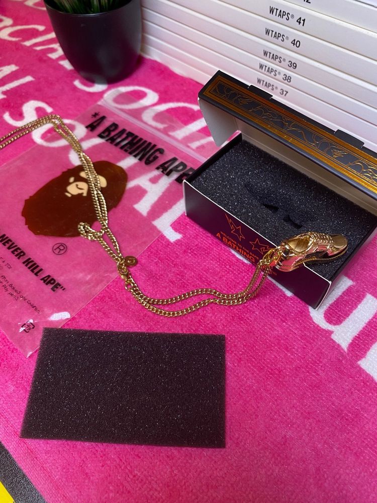 AW2018 A Bathing Ape Bape Sta Shoe Pendant Chain Necklace imagen 6