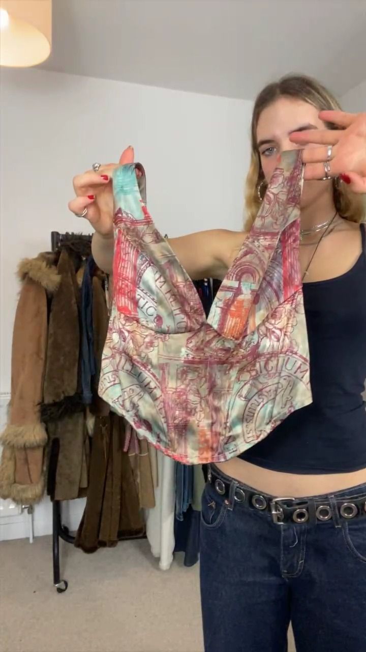 Other print low cut top  product image