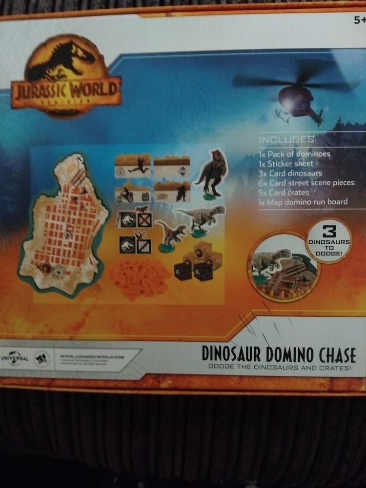 Jurassic World Dinosaur Domino Chase image 2