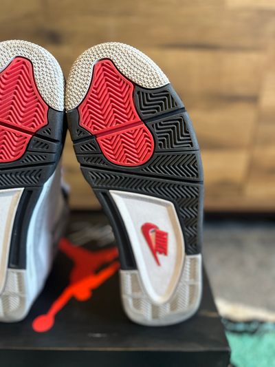 Nike Air Jordan 4 “White Cements 2016” U.K. 9 5