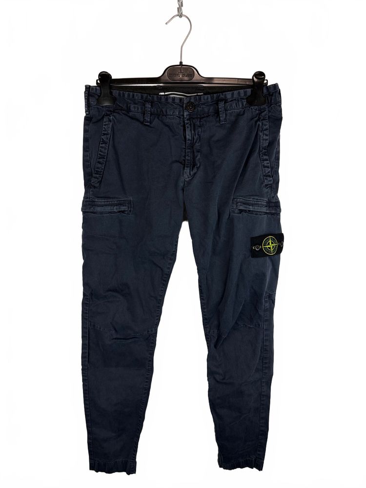 Pantaloni cargo blu Stone Island - Taglia W31