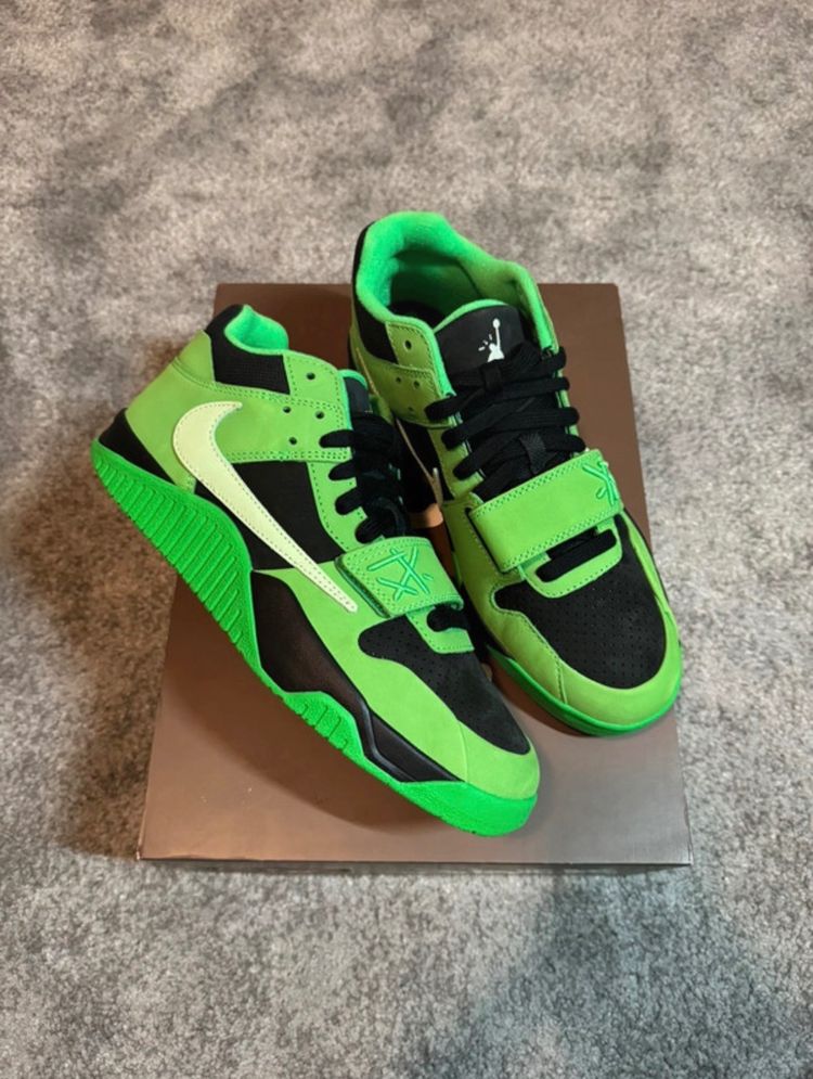 Jumpman Jack × Travis Scott Green Glow (Nuova)