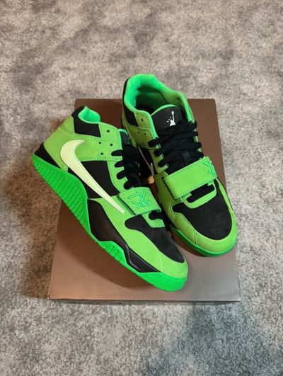 Jumpman Jack × Travis Scott Green Glow (Nuova)