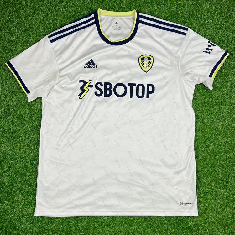 Adidas Leeds United 2022/2023 home football shirt- adidas- size XL  product image
