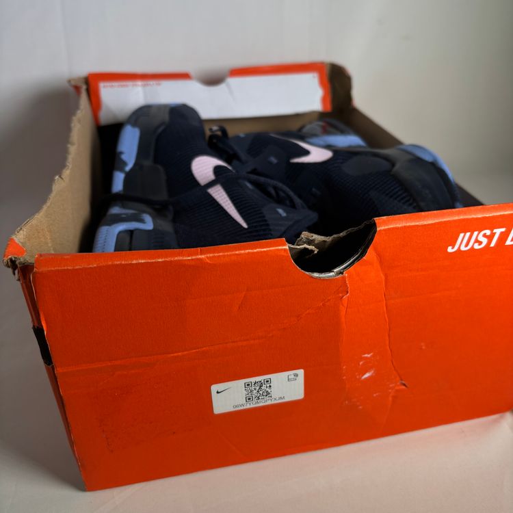 Nike Air Max Sneakers 8