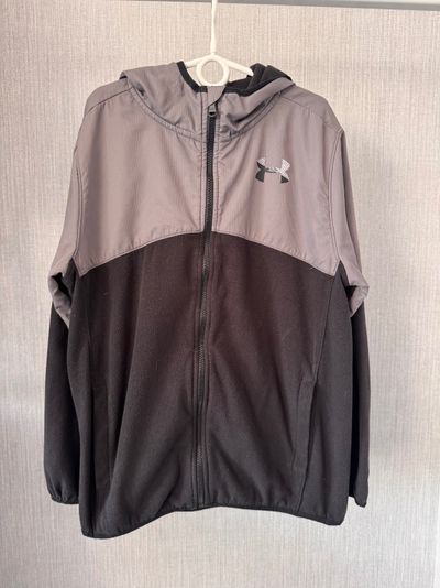 Under Armour Hooded Jacket