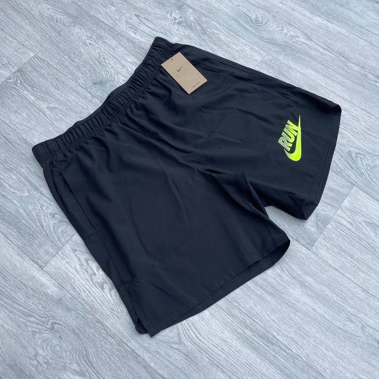 Nike Dri Fit Miler Run Energy T-Shirt Top and 7" Challenger Training Shorts Set - Black 5