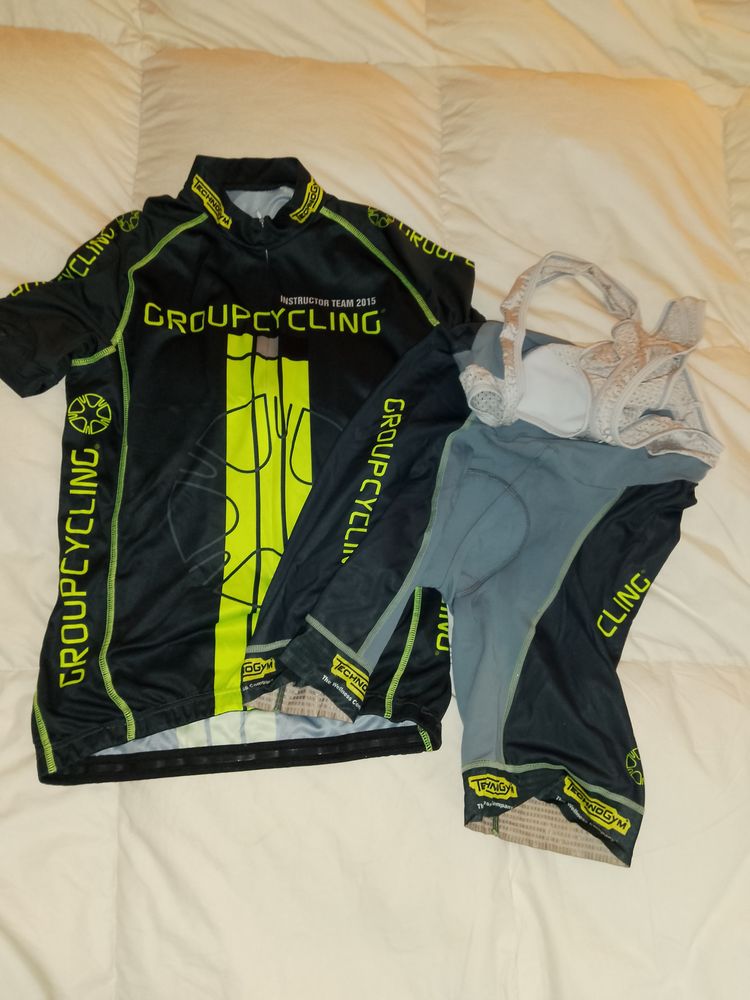 Set Groupcycling Cycling Jersey And Bib Shorts Set product image
