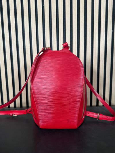 B78 Louis Vuitton Epi Mabillon Bapckpack Red
