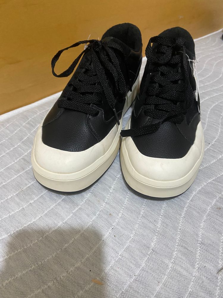 Next Black And White Casual Sneakers size 7 brandnew image 4