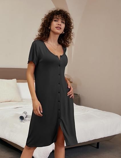 Immagine di Black Button-Front Dress 1