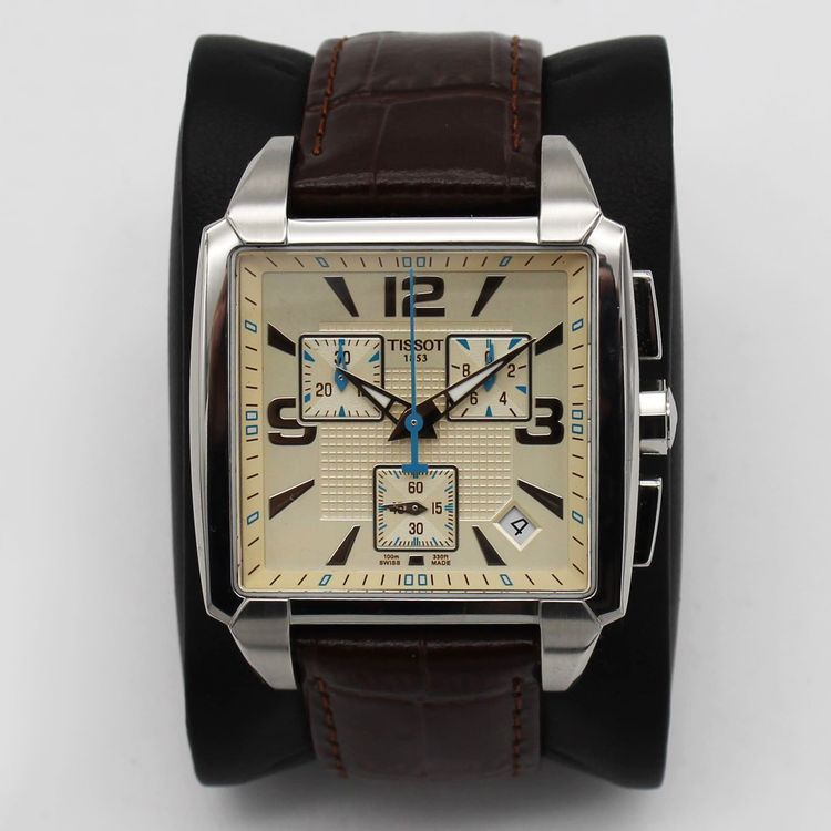 Men's Tissot Quadrato Chronograph Cream Dial Pre-owned T005.517.16.267.00