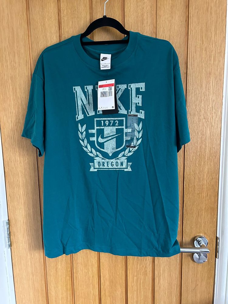 Women Nike teal t-shirt varsity RRP£35+