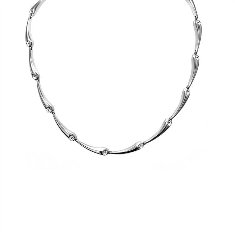 Collana essenzial curva 4
