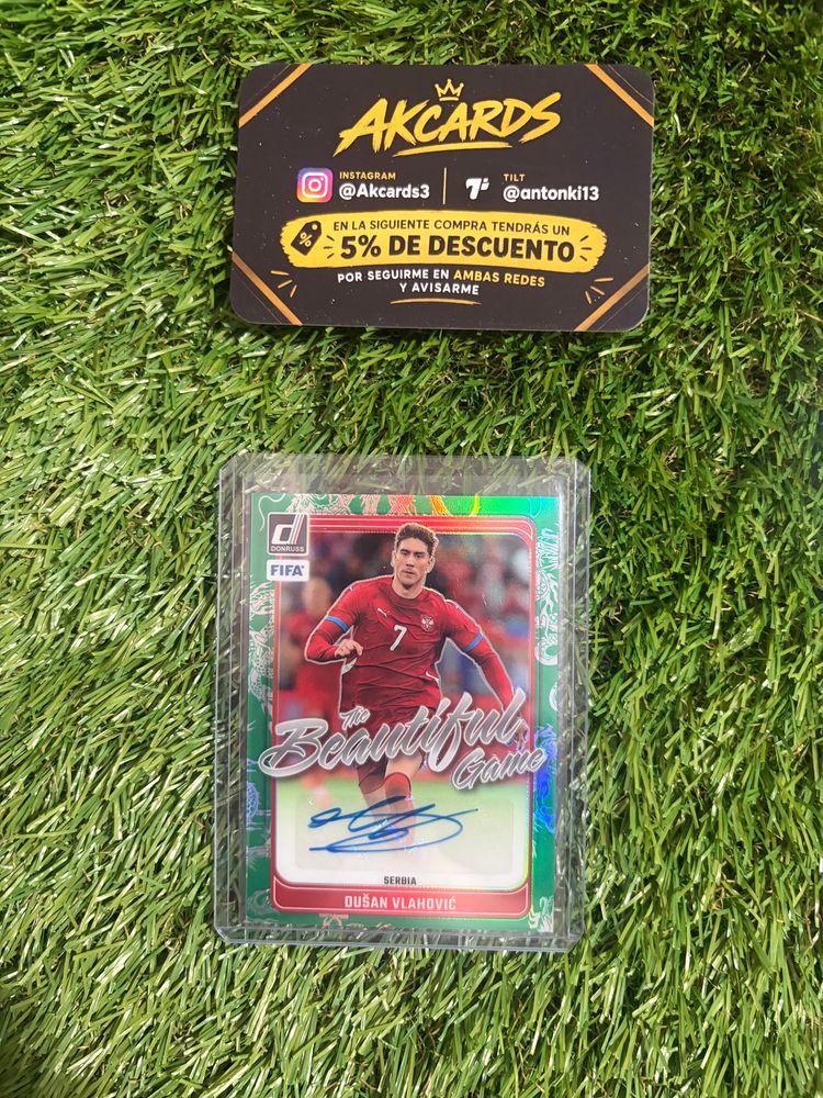 Immagine di Dušan Vlahović Fifa Trading Card 1