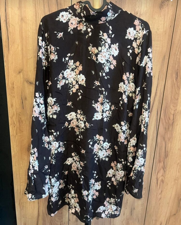 H&M H&M Black Floral Long Sleeve Top product image