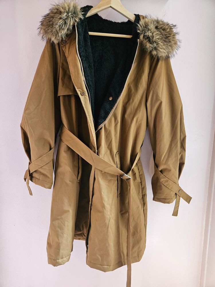 Brown Parka Coat With Faux Fur Hood obraz 2
