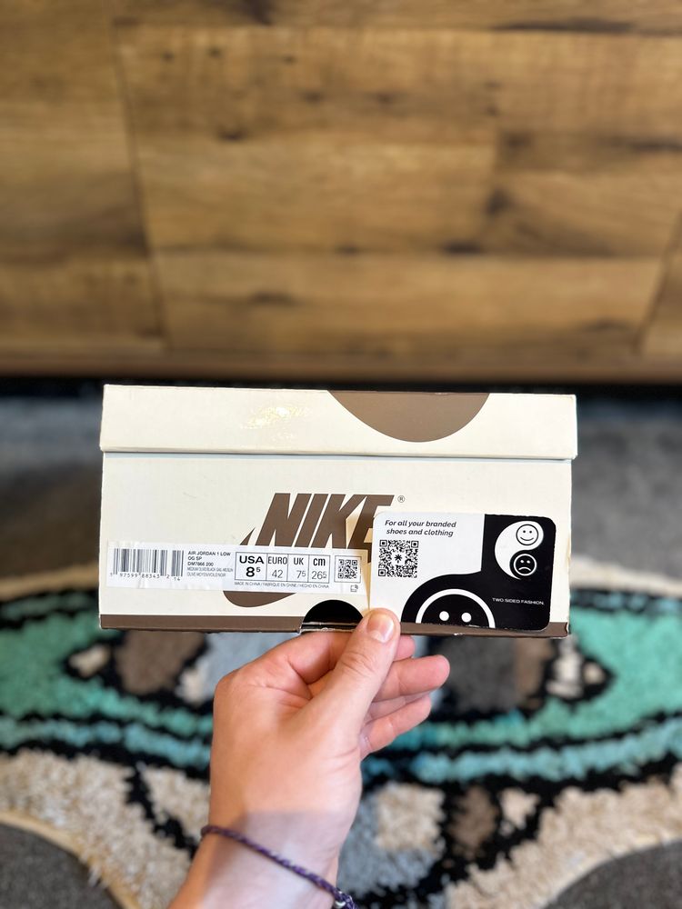 Nike Air Jordan 1 Travis Scott “Medium Olive” U.K. 7.5 image 9