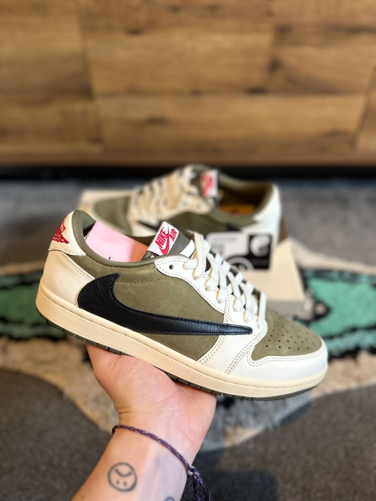 Nike Air Jordan 1 Travis Scott “Medium Olive” U.K. 7.5 image 1