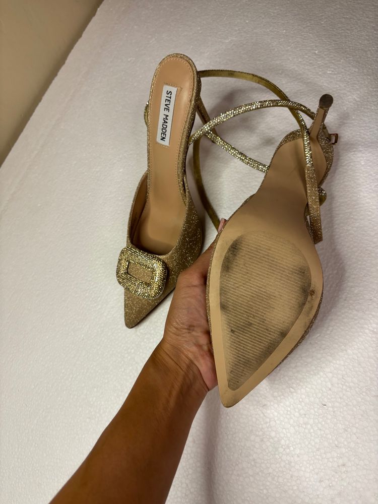 9 Steve Madden glam mobwife stiletto Gold Glitter Slingback Heels imagen 3