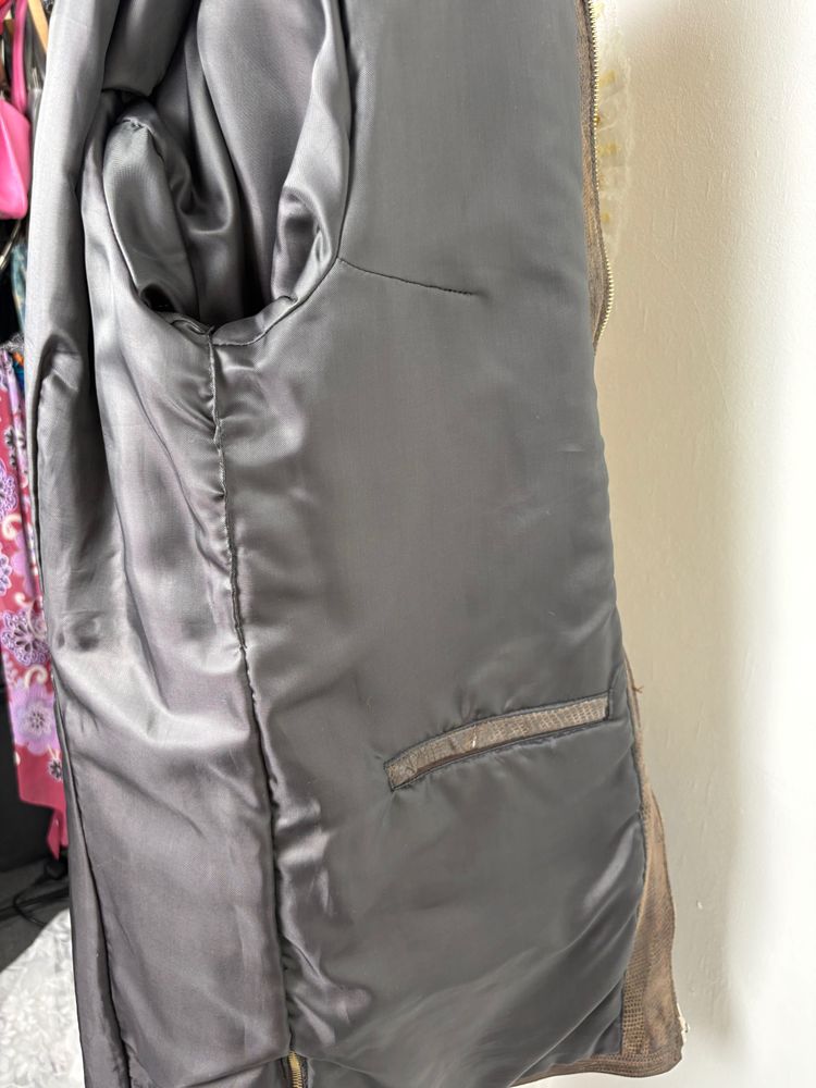 Vintage 80s/90s Lizard skin effect Leather zip up coat 10