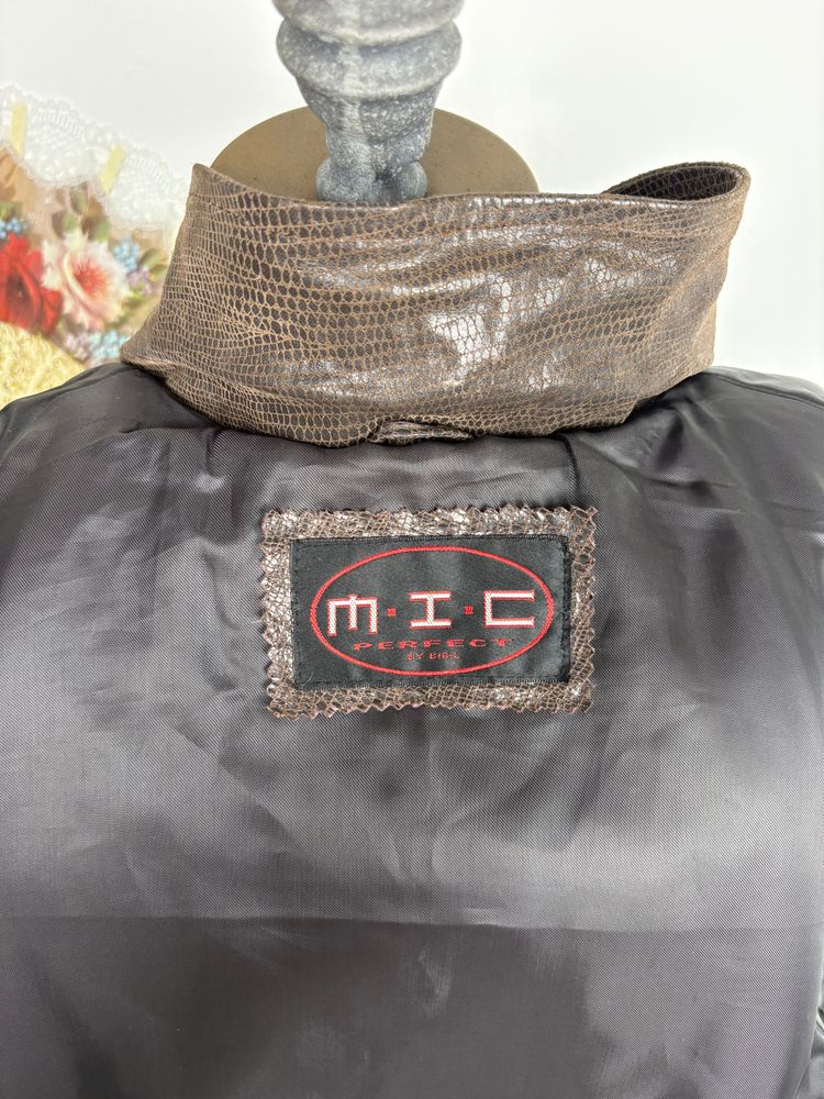 Vintage 80s/90s Lizard skin effect Leather zip up coat 8
