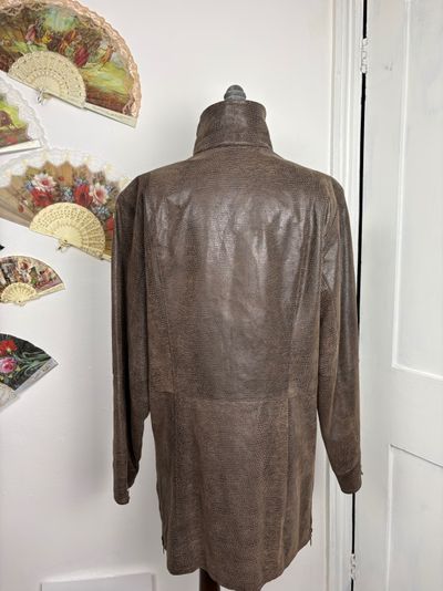 Vintage 80s/90s Lizard skin effect Leather zip up coat 2