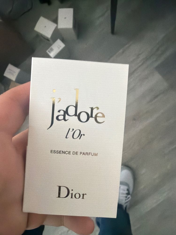 J'Adore L'Or Essence De Parfum image 1