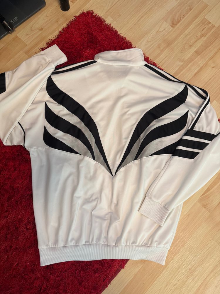 Immagine di Adidas White And Black Track Jacket Retro vintage 5