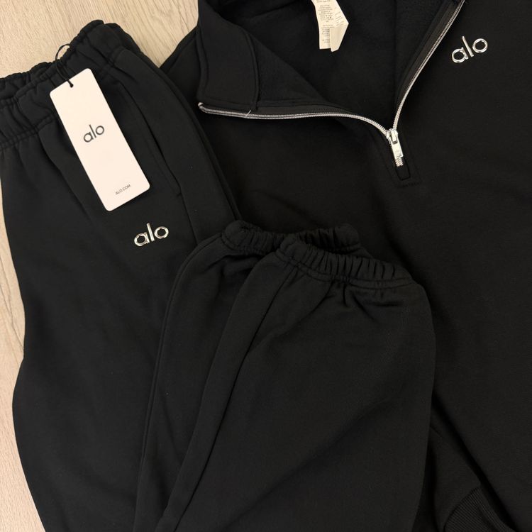 Alo Men’s Black Full 1/4 Zip & Cuffed Bottoms Tracksuit image 6